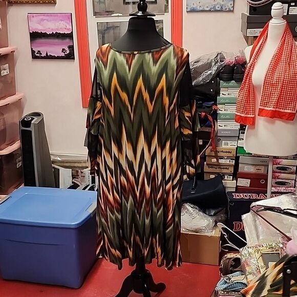 Chevron Print Round Neck Ruffle Sleeve Plus Size Dress Sz 1x2x3x - Picture 8 of 12